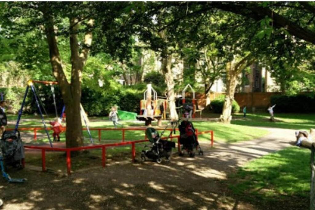 Great Location Service And Stay Double Ensuite Room With Shared Kitchen- 5Mins Walk From Tufnell Park London Eksteriør billede